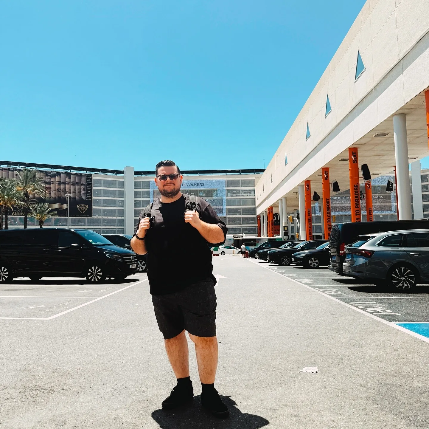 E5719E86 DAD4 43D9 9D1E 125EF98E0850 | Alfie B-Smith